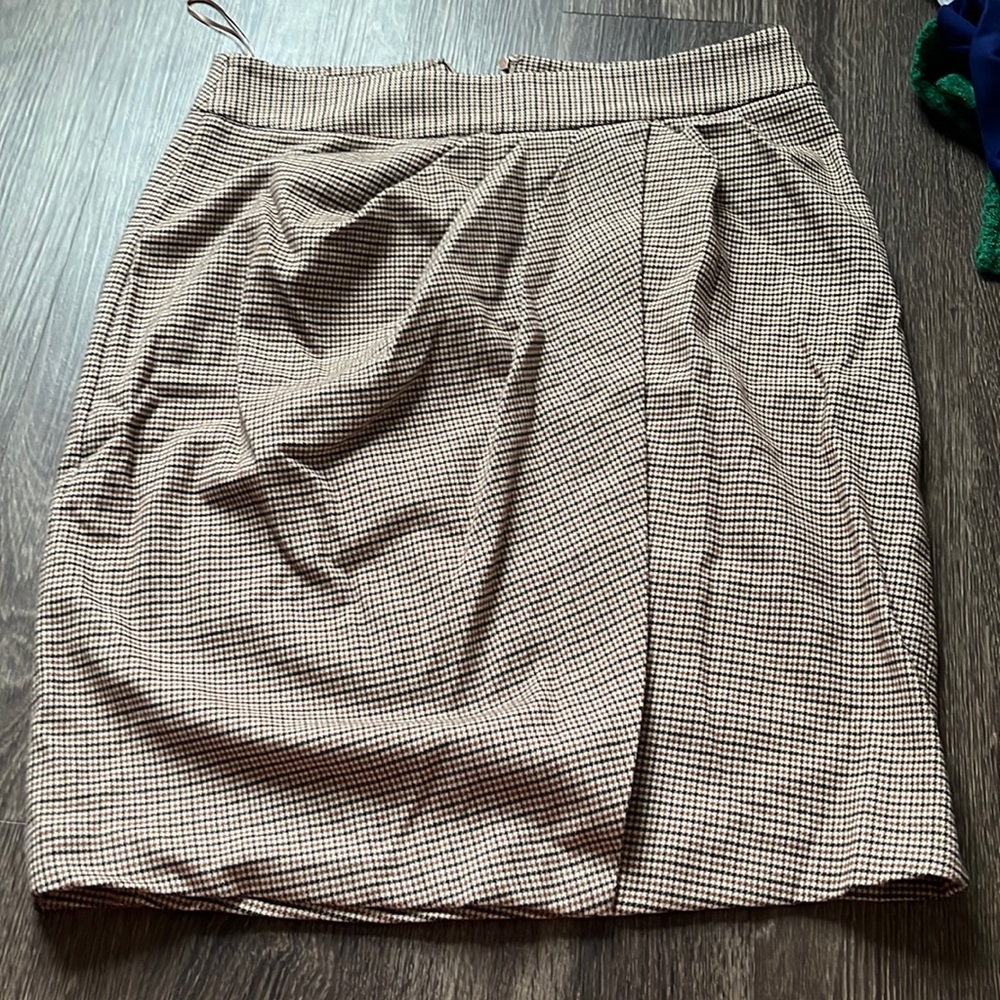 Pencil skirt